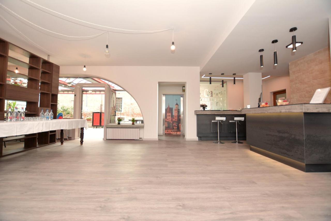 Hotel & Apartments " Perpoin " Saluzzo Exterior foto