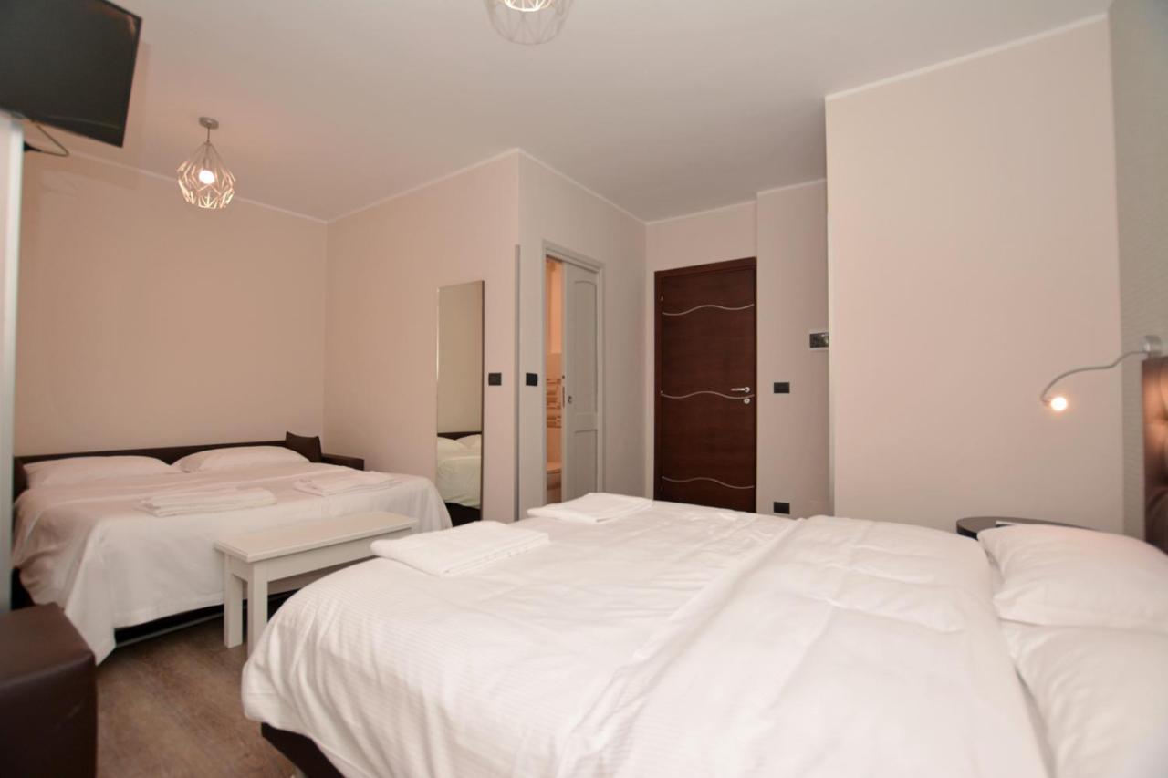Hotel & Apartments " Perpoin " Saluzzo Exterior foto